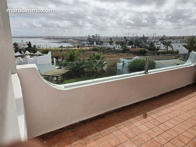 Bel appt vue sur mer a louer non meuble — 5
