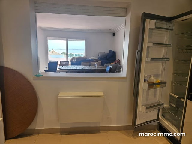 Bel appt vue sur mer a louer non meuble — 4
