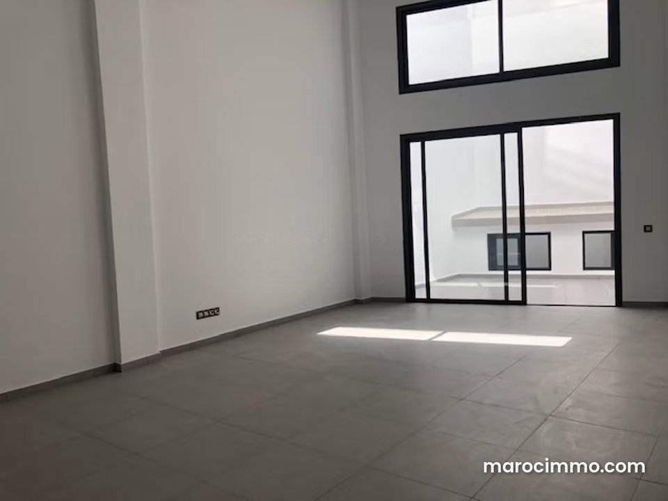 Plateau bureau 83 M2 proche de Casa Finance City