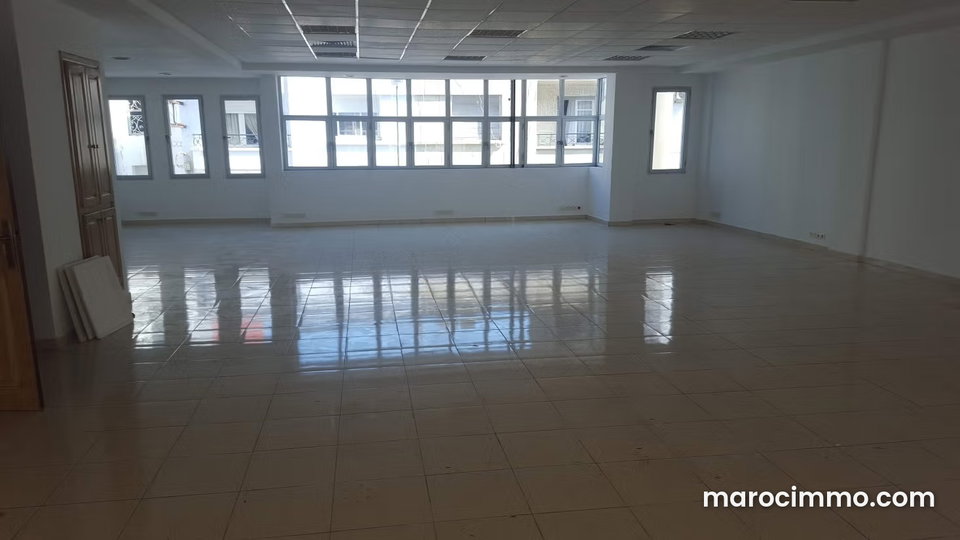 Bureau open space 200m haut agdal