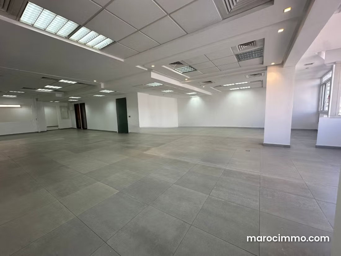 200 m² Office for Rent, Racine, Casablanca, Secure Building — Casablanca