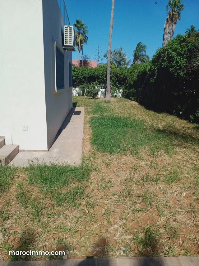 Villa avec piscine 730m2 en location Souissi — 4