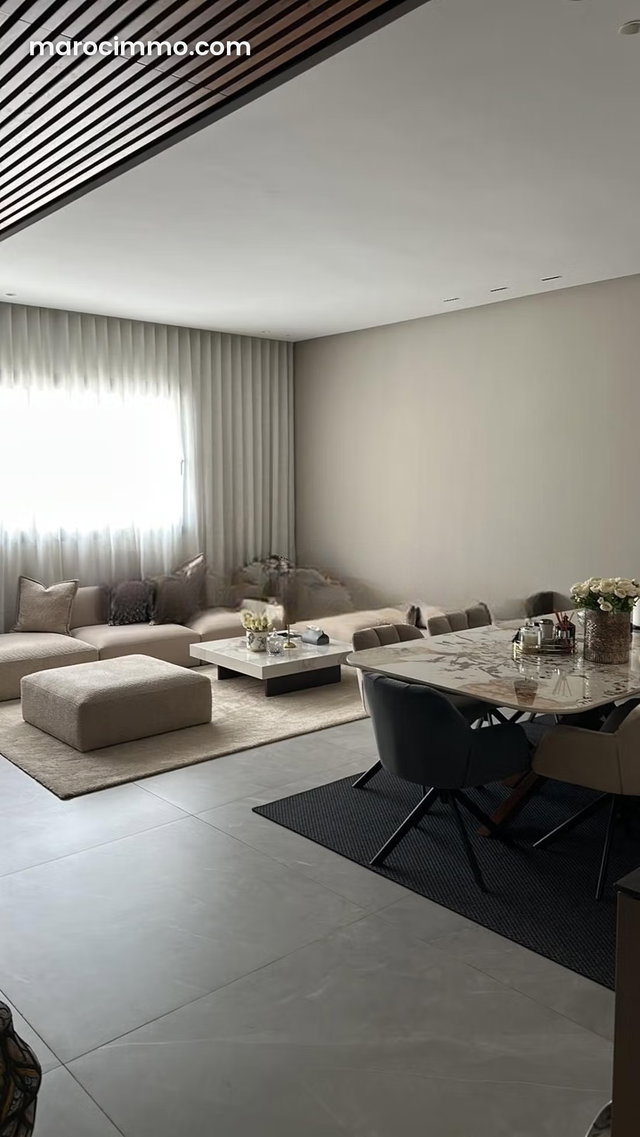 Très bel appartement meublé — 2