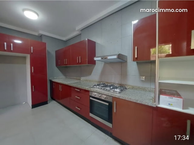 Bouskoura Prestigious Golf Villa for Rent in Green Town with Pool — 4