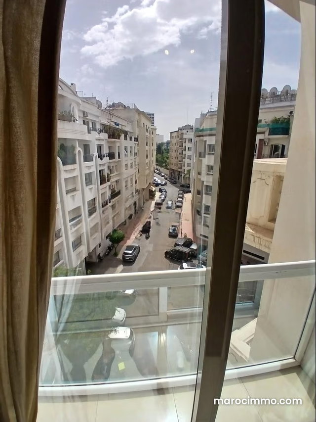 Racine Massira Très beau salon 1ch meublé 75m2 balcon haut standing — 5