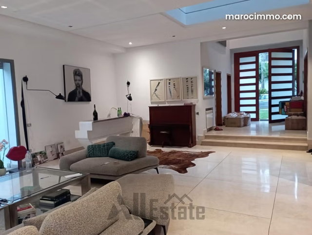 Villa vide à louer – Ain Diab, Casablanca — 4
