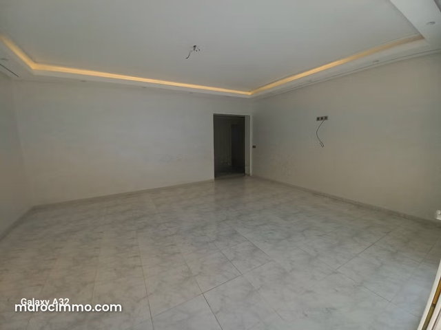 Très bel appartement en location à Racine. 5 pièces. Service de concierge et climatisation — 3