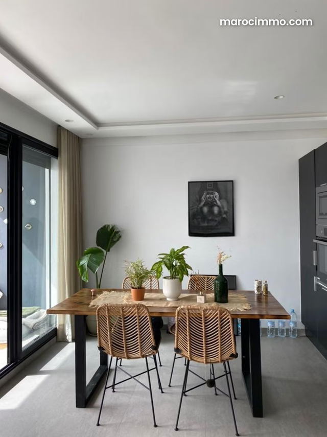 Studio meublé ave terrasse à la location à riviera — Casablanca