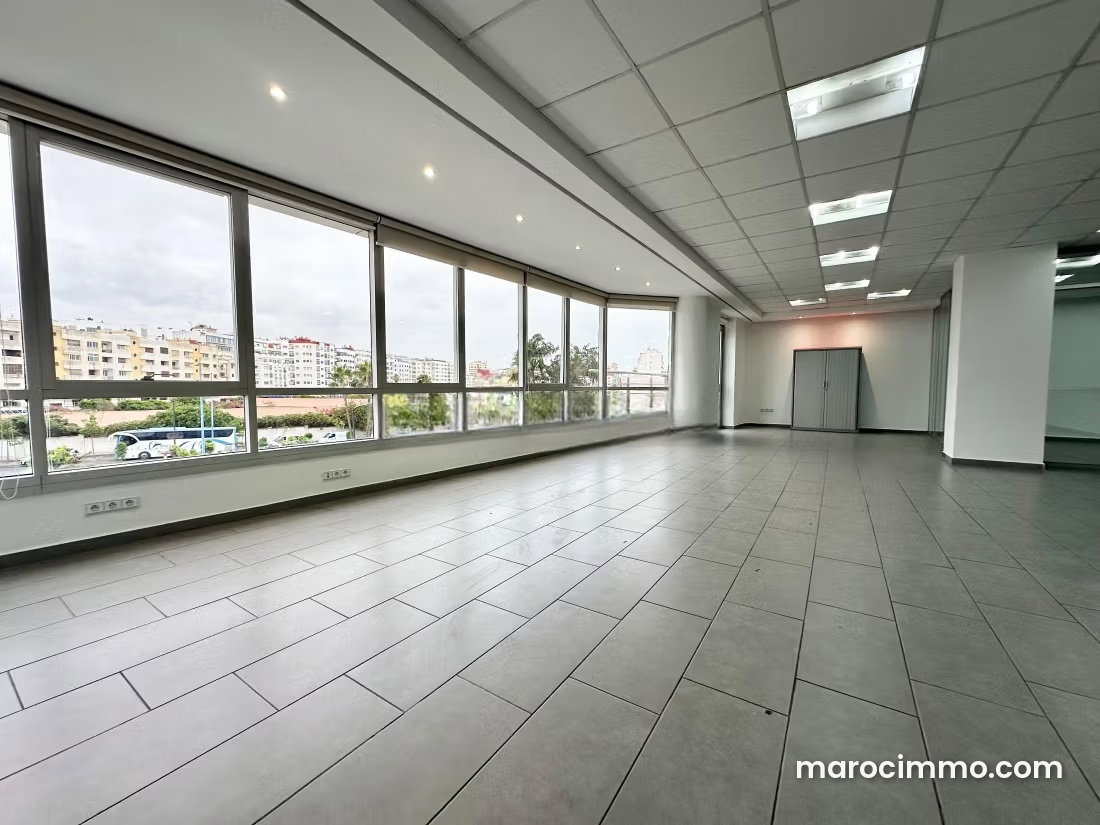 256 sqm office for rent, Moulay Youssef, Casablanca — Casablanca