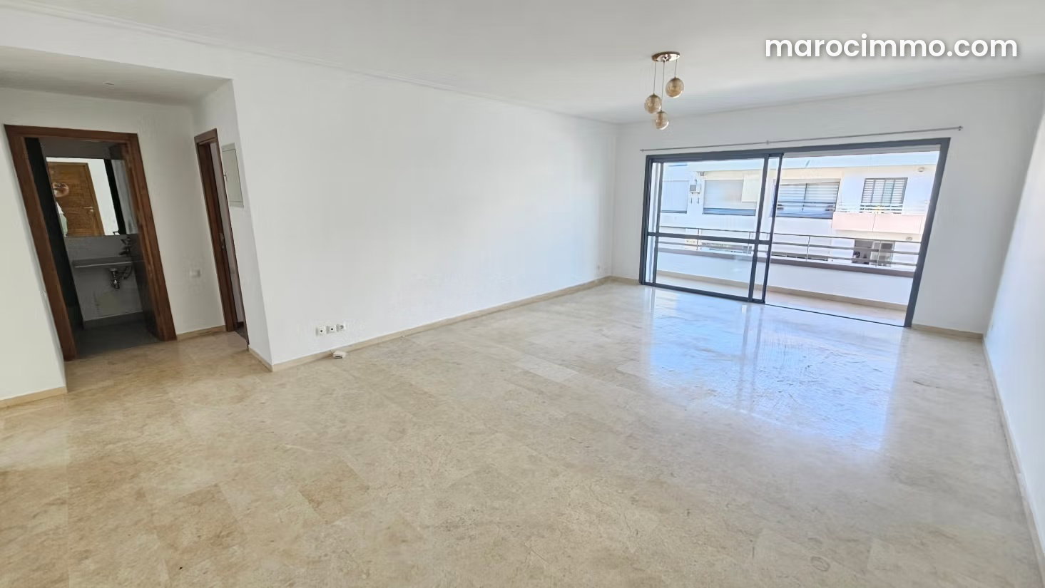 2-Bedroom Apartment with Terrace in Princesses, Casablanca — Casablanca
