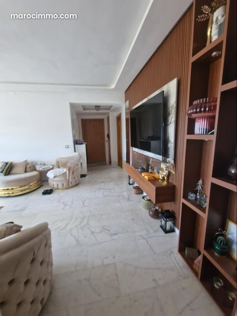 Apartment with Pool and Terrace in Central Mohammedia — Mohammedia