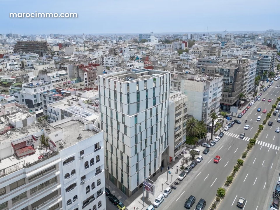 240 Core and shell Offices at Bd Zerktouni