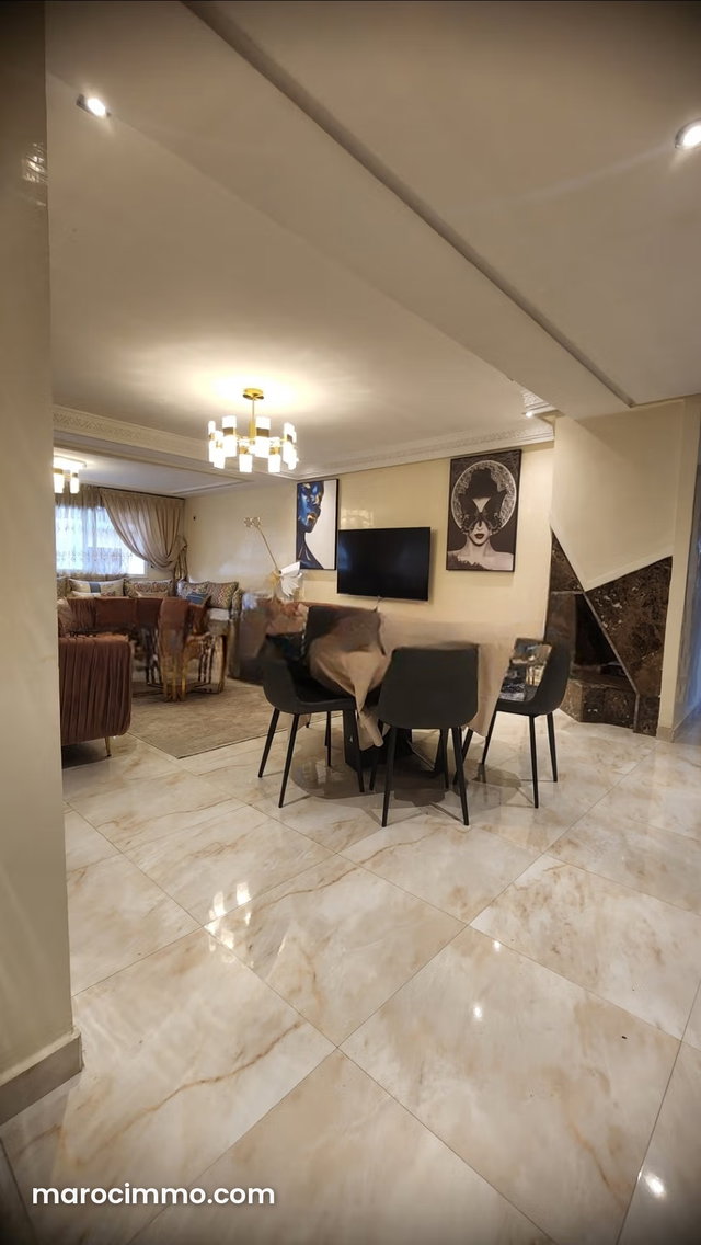 Appartement en vente à moulay youssef. Surface de 202 m². Meublé — 5