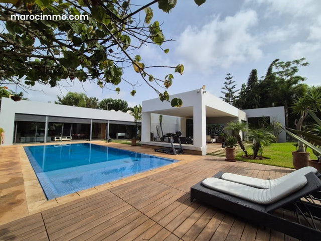 Exceptional Modern Villa in California — 2