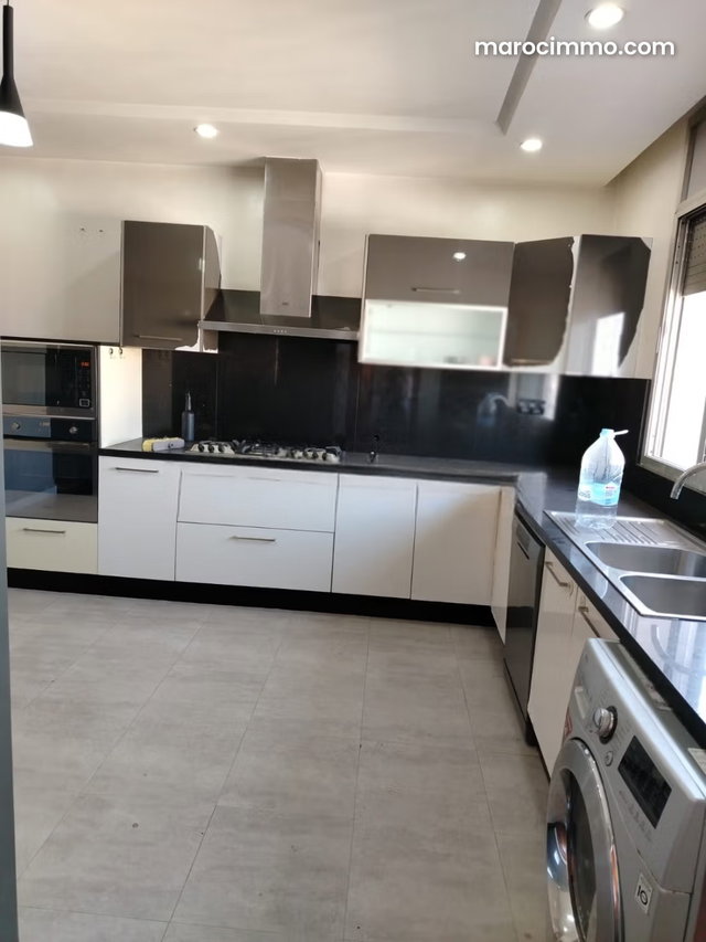 Appartement a la location vide a Gauthier 13000dh — 4