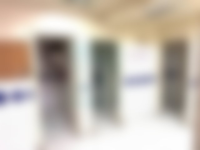 محل تجاري واجهته مشرِقة للبيع في قلب المعاريف بالدار البيضاء — 5