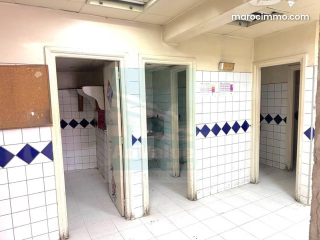 DV. 982: Local de 157 m² au Bd Massira Al Khadra — 5