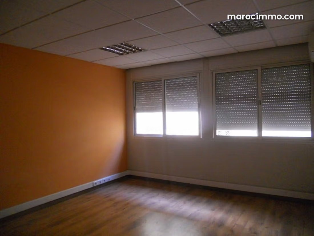 124 m² Office for Rent in Maarif, Casablanca — Casablanca