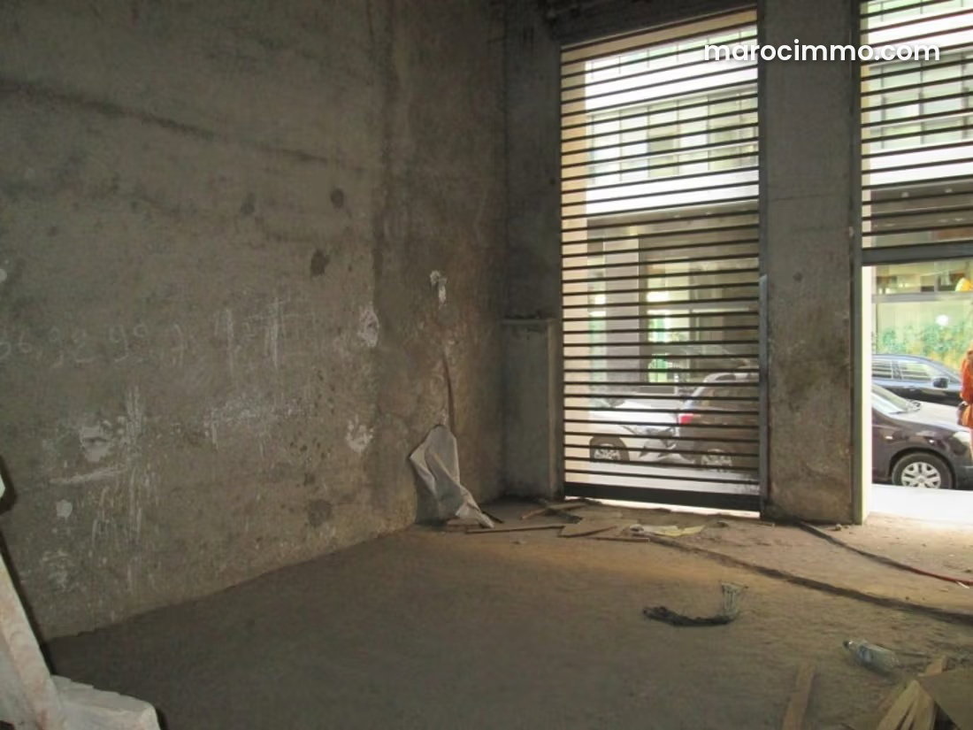 85 m² Commercial Premises, Racine, Casablanca, Near Main Thoroughfares — Casablanca