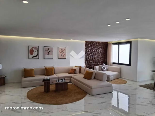 Appartement à Vendre de 205.0 m² à Casablanca, Triangle D'Or — Casablanca