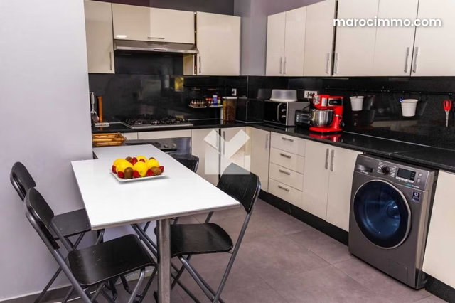 Appartement à Vendre de 189.0 m² à Casablanca, Ain Diab Extension 2 — 3