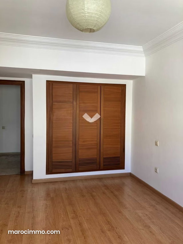Appartement à Vendre de 145.0 m² à Casablanca, La Gironde — 4
