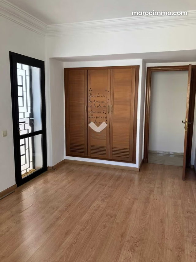 Appartement à Vendre de 145.0 m² à Casablanca, La Gironde — 5