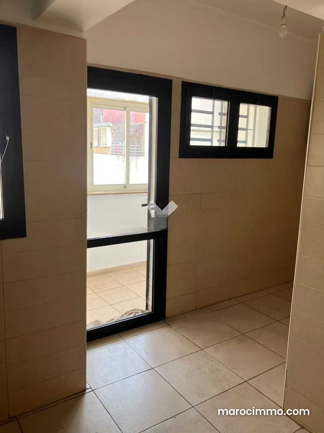 Appartement à Vendre de 145.0 m² à Casablanca, La Gironde — 3