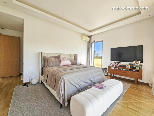 Modern 1050m2 4-Bedroom Villa with Pool for Sale in Ain Diab, Casablanca — 5