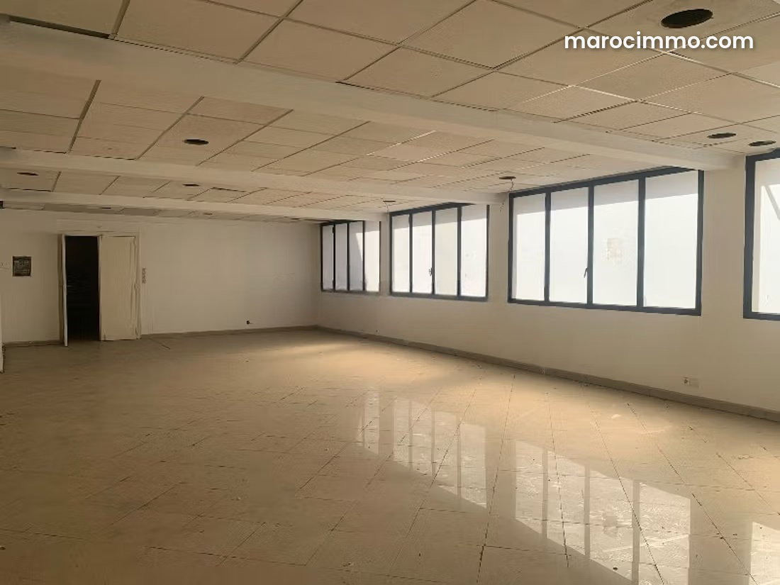 450 m² Office, La Gironde, Casablanca, Flexible Floorplate — Casablanca
