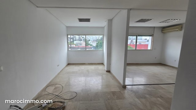 Appartement usage bureau a louer a haut agdal — 5