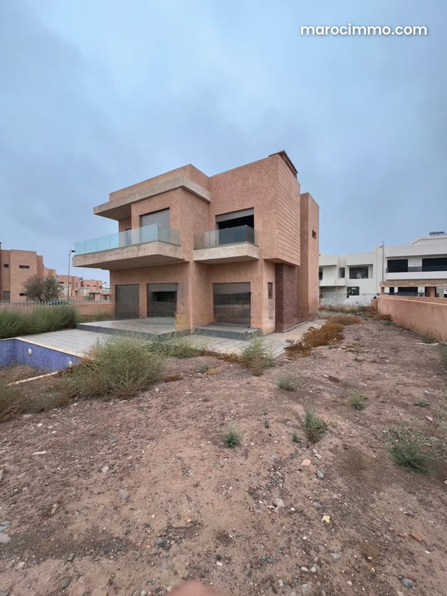 Villa semi finie à vendre – Résidence Golf Argan — 4