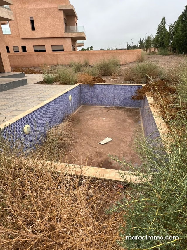 Villa semi finie à vendre – Résidence Golf Argan — 5