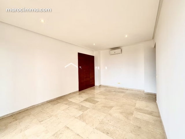 104 m² Apartment in Casablanca — 3