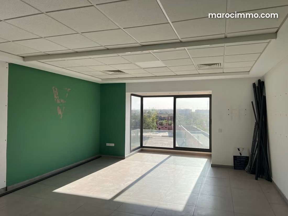 Bureau 57 m² à louer à Guéliz Marrakech immeuble sécurisé — Marrakech
