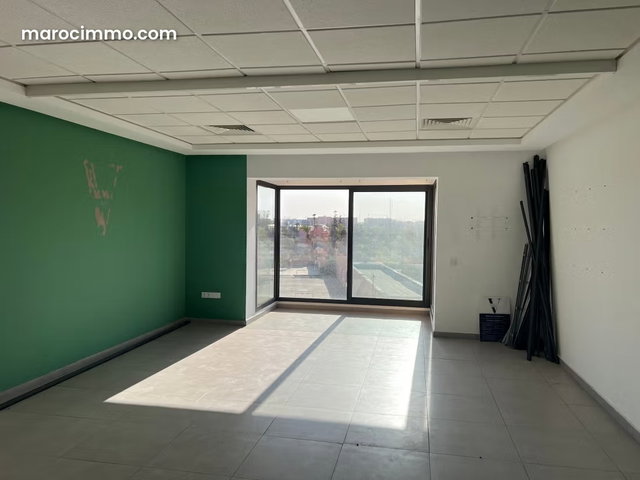 Bureaux à louer à Guéliz. Surface totale 57 m². Prestation de conciergerie, air conditionné — 3