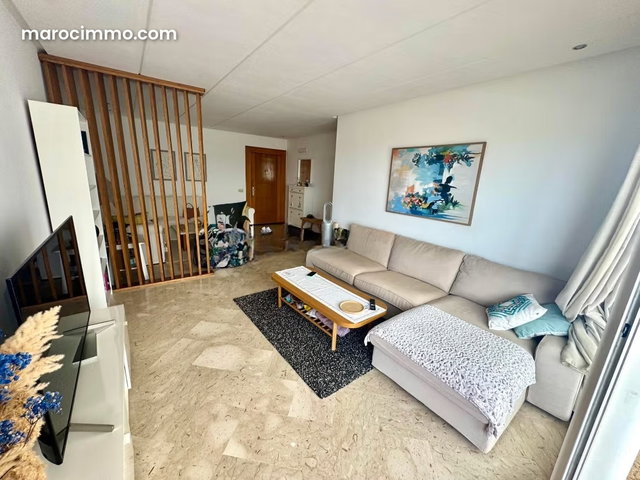 A Darbouaaza Appartement A Vendre Dans Une Résidence Avec Piscine Avec Accessoires Direct À La Mer Vue: — 5
