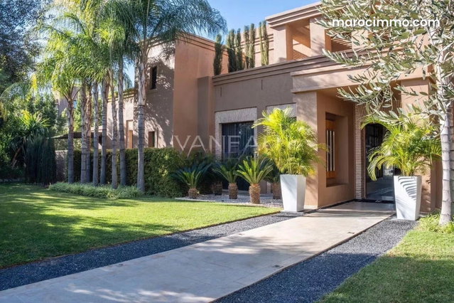 Magnificent Golf Front Villa — 3