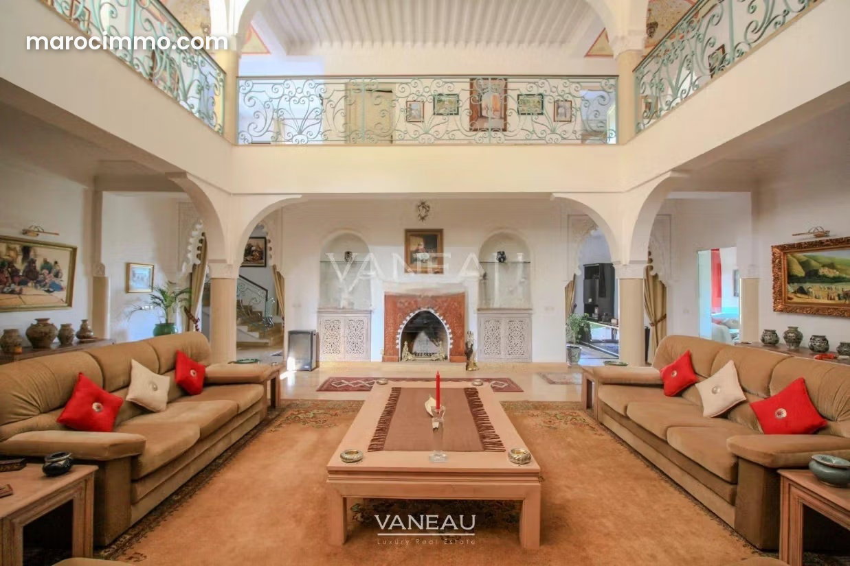 Villa riad 650 m², 1 hectare de jardin, Palmeraie Marrakech — Marrakech