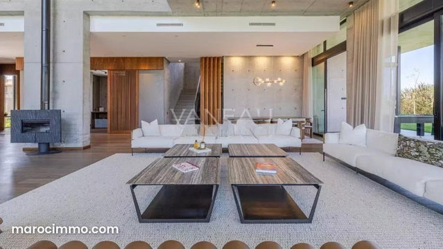 Villa d'architecte en 1ère ligne de golf — 5