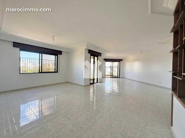 Appartement à Louer de 175.0 m² à Casablanca, Gauthier — 5