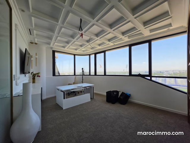 Luxueux bureau meublé style art déco, CFC — 4
