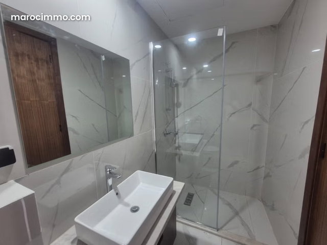 Très bel appartement en location à Casablanca Finance City. 3 grandes pièces — 3
