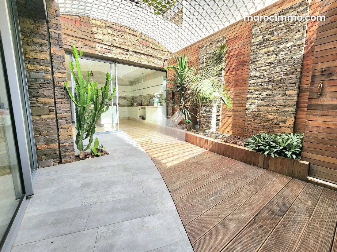 6-Room Apartment in La Ferme Bretonne, Casablanca — Casablanca
