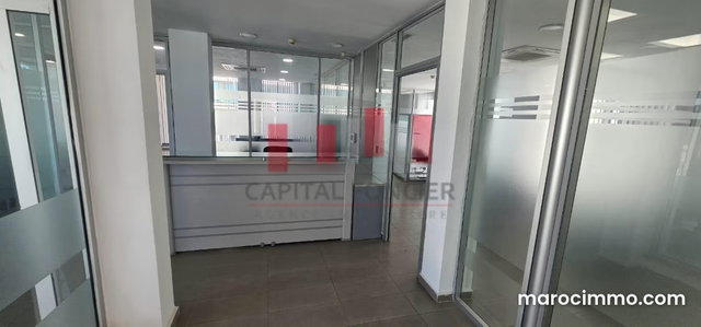Villa professionnelle aménagée de 500 m de surface exploitable a la location en plein quartier ANFA — 3