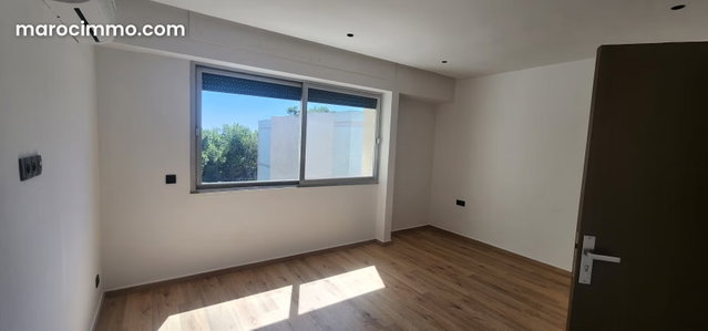À LOUER – Appartement moderne sans vis à vis — 2