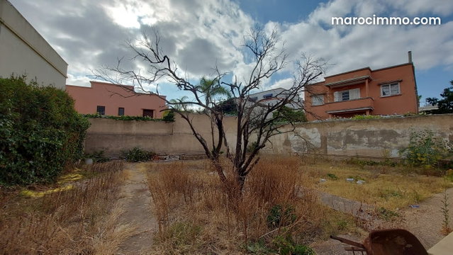 Villa 728 m² plein ouest à retaper 4 chambres — 4