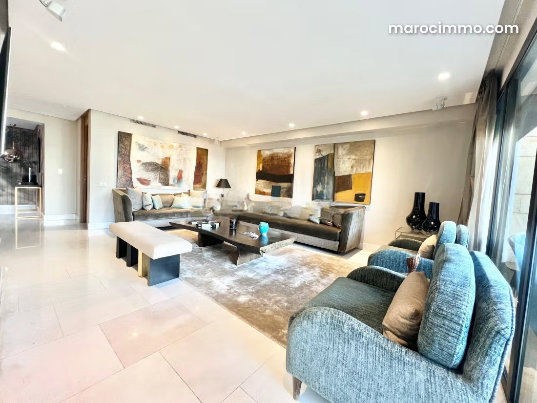 260 sqm Apartment, Top Floor with Terrace, Racine, Casablanca — Casablanca