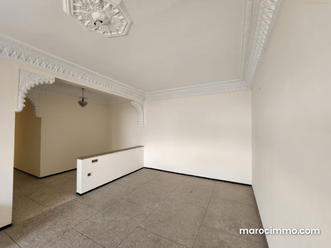 Appartement 130 m² avec terrasse et garage, Agdal, Rabat — Rabat