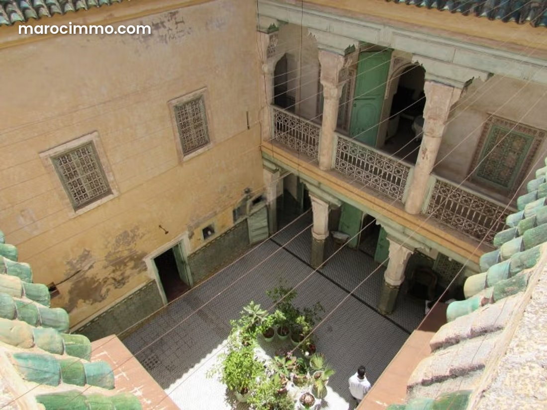 650 sqm House to Renovate, Rmila, Marrakech, Near Jemaa el Fna — Marrakesh